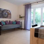 Solari Hill Maisonette Two Private Parking דירה Alepou