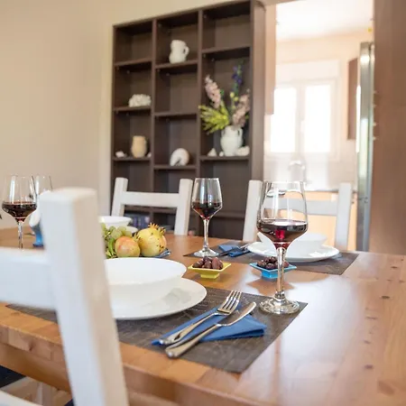דירה Solari Hill Maisonette Two Private Parking *