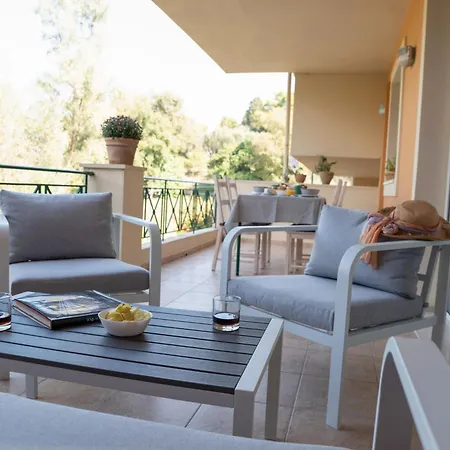 Solari Hill Maisonette Two Private Parking Appartamento *