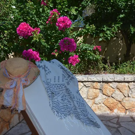 Solari Hill Maisonette Two Private Parking Alepou