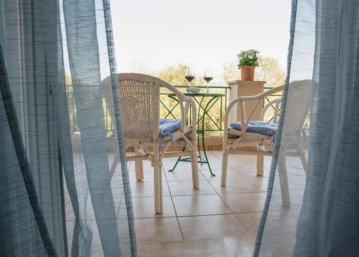 Solari Hill Maisonette Two Private Parking Αλεπού