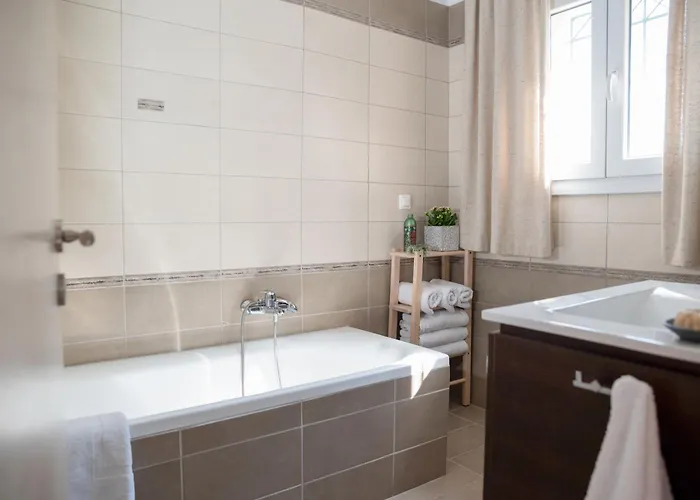 Διαμέρισμα Solari Hill Maisonette Two Private Parking