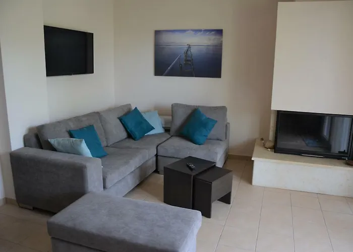 Solari Hill Maisonette Two Private Parking Αλεπού