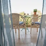 Solari Hill Maisonette Two Private Parking Alepou