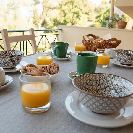 Solari Hill Maisonette Two Private Parking Apartamento