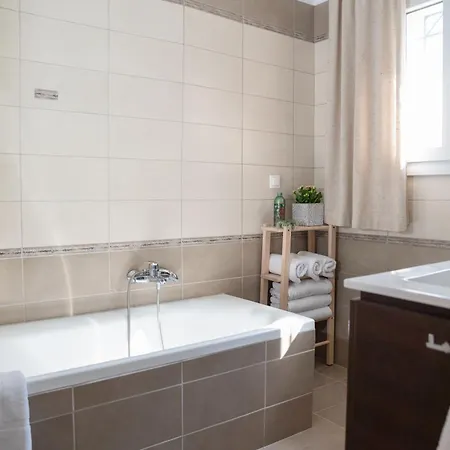 アパート Solari Hill Maisonette Two Private Parking