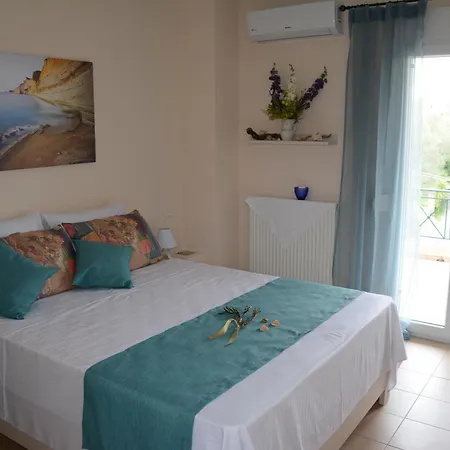 Solari Hill Maisonette Two Private Parking Alepou